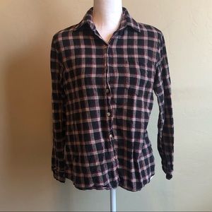 Brandy Melville womens size small black Red plaid flannel button down Collared